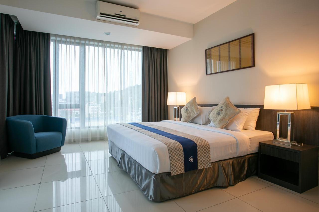 Sky Hotel Kota Kinabalu Zewnętrze zdjęcie