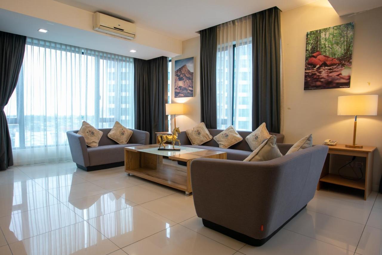 Sky Hotel Kota Kinabalu Zewnętrze zdjęcie