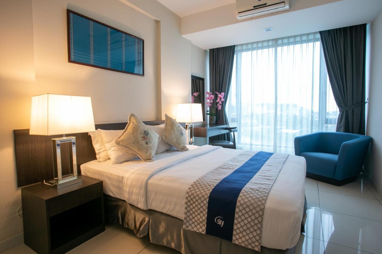 Sky Hotel Kota Kinabalu Zewnętrze zdjęcie