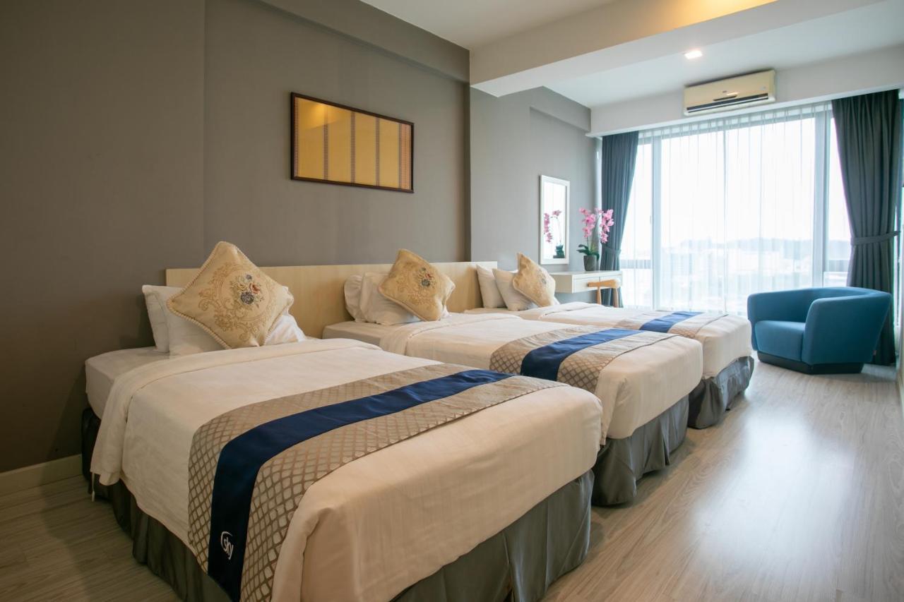 Sky Hotel Kota Kinabalu Zewnętrze zdjęcie
